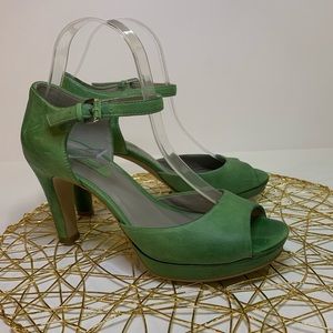 Oshima Ecco Pumps